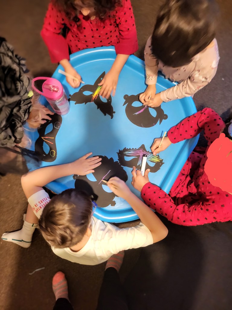 the children making masks